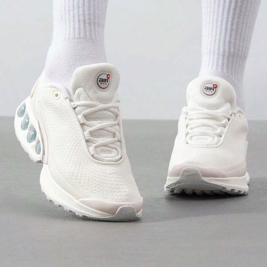 Nike Women's Air Max DN SE Casual Retro Sneakers, Outdoor Travel Jogging Shoes, HV4436-133 - HV4436-133 - View 1