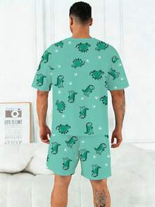 男士加大码睡衣套装 | 圆领短袖上衣和松紧腰休闲短裤，两件套 | 涤纶针织面料，亲肤透气，宽松版型 | 可爱霸王龙脚印图案印花，休闲设计 - 薄荷綠 - 查看 5