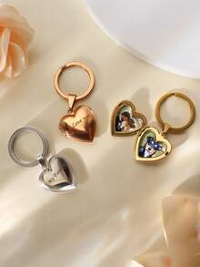 1pc Customized Colorful Portrait Photo Keychain - Heart-Shaped Hinge Customized Letter & Photo Elegant Keychain For Women - Colorful Photo Hinge Keychain - Customized Gift For Girlfriend - Handmade Exquisite Keychain - Minimalist Customized Alloy Keychain - Anniversary Gift - Personalized Gift For Best Friend - Gift For Mother - Elegant Accessory For Girlfriend - Minimalist Keychain - Birthday Gift - Wedding Gift - Commemorative Gift - Preserve Your Precious Memories! - Custom Heart-shaped Keychain - View 6