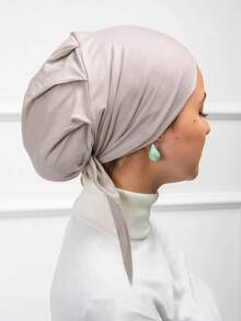 1 pieza Gorra interior con banda elástica incorporada y correas de amarre, suave y suave, transpirable y absorbente del sudor, material elástico y resistente a las pelusas, adecuado para uso diario como capa base, playa, vacaciones - beige grisáceo - Ver 2