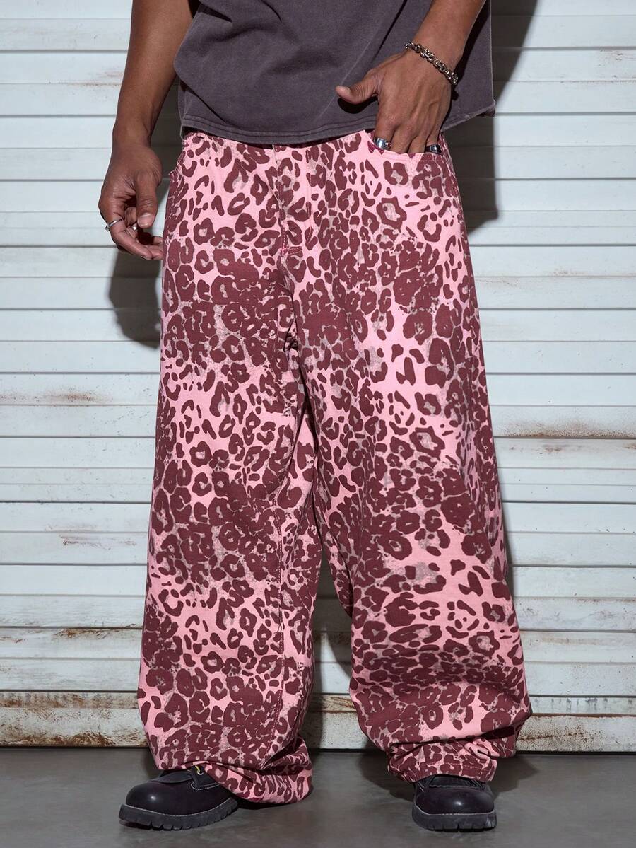 Modcrash 男士豹纹牛仔裤，复古高街时尚休闲宽松直筒裤，适合夏季度假穿着 - 紅色 - 查看 1