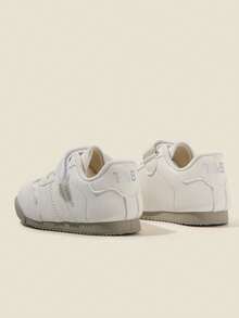 Kids Hook And Loop Trainers, Boys & Girls Hook And Loop Strap Easy On/Off Non-Slip Soft Sole Casual Kindergarten Outdoor Shoes - Beige - View 2