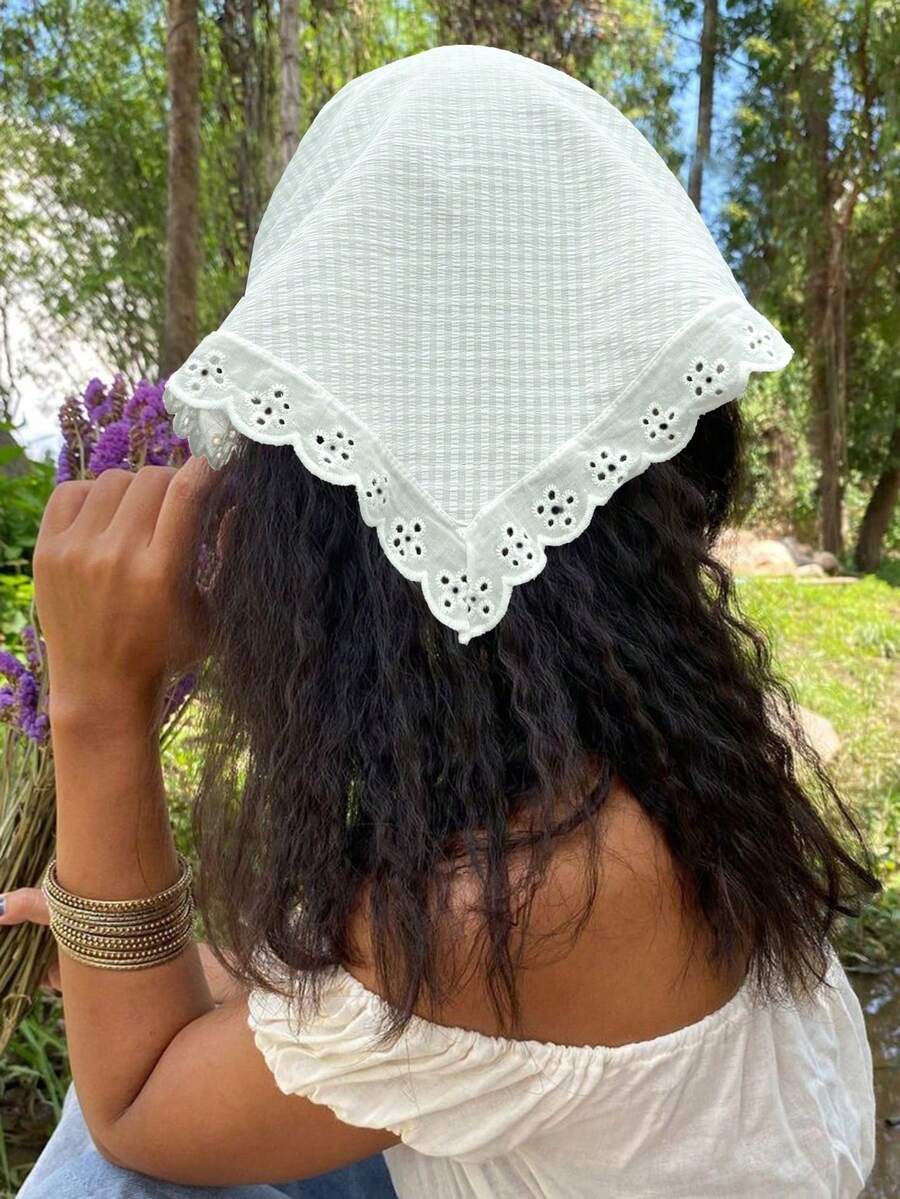 Minimalist Pastoral Style Waffle Knit Triangle Headwrap, Women White Headband & Hair Scarf With Eyelet Lace Trim, Elegant Hair Accessory For All Seasons & Vacation Outfits, Fashion Hair Accessory For Women - 白色 - 查看 1