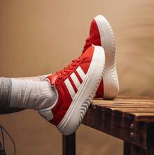 Adidas 女鞋新款低筒運動休閒板鞋 - 紅白色 - 查看 4