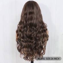 这款蜜金色挑染的合成蕾丝前假发,波浪卷发造型,尺寸为13x5x1,耐热,适合日常和派对佩戴。 - 彩色 - 查看 7
