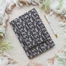 Funda de libro con estampado de leopardo rosa en tamaño A5/A6, funda protectora de cuaderno con patrón de animal lindo para viajes y uso diario - Una pieza - Ver 10