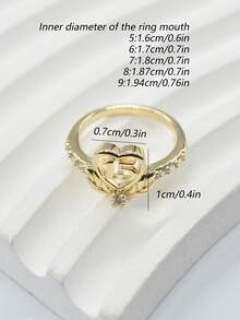 1枚时尚优雅女士铜戒指，刻有数字15，心形设计，镶嵌合成锆石，适合日常佩戴、派对、宴会、生日及成人礼物。 - 金色 - 查看 2