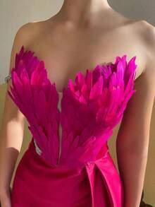 Gowns Woman Formal Elegant Ball Gown Dresses Prom Dresses For High School Strapless Feather Decor High Slit Maxi Dress, Satin Textured Waist Train Gown Dress, Perfect For Wedding, Gala & Party Feather Decor Strapless High Slit Maxi Dress, Satin Fitted Waist Train Gown Dress, Perfect For Wedding, Formal Evening & Party - Màu Hồng Tươi - Xem 6