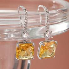 Elegant Geometric Square Pendant Earrings, Suitable For Women Brides Wedding Jewelry - Yellow - View 2