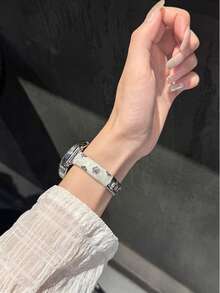 18毫米、20毫米、22毫米花卉金属珐琅表带 - 时尚替换表带，兼容三星Galaxy Watch 6/5/4（40毫米/44毫米）、Galaxy Watch 5 Pro、Galaxy Active 2、Watch 6/4、GT4/GT3/GT2 Pro - 舒适，女士款式 - 銀白 - 查看 3