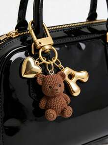 1个字母泰迪熊钥匙扣，金色泡泡字母A-Z钥匙圈，可爱泰迪熊吊坠，适合手提包、钱包、背包、旅行包，可作装饰钥匙扣，适用于健身房、教室、配对游戏、日常使用和礼物，是女士和女孩的时尚配饰，也是圣诞节、情人节、生日、返校季的完美礼物。 - 彩色 - 查看 7