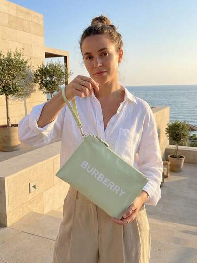 Burberry 1PC Fresh Color Nylon Waterproof Cosmetic Bag, Portable Handheld Makeup Pouch, Lightweight Durable Storage Organizer For Travel & Daily Use, Minimalist Style, Makeup Bag