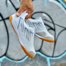 Men's Max 300 Y-1 Futsal Shoe, Stitched, Simple, Basic, Textured Microfiber Leather - 灰色 - 查看 4