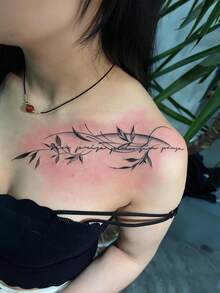 1pc Fashionable Waterproof High-End Collarbone Leaf Vine English Tattoo Sticker, Sweat-Proof, Faux Real Tattoo, Atmosphere-Enhancing For Outfit And Photo Shooting - Black - View 4