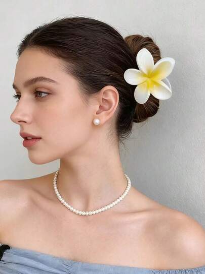 1 件装女士白色鸡蛋花发爪，黄色中心，度假风，用于洗后固定头发，日常佩戴发饰