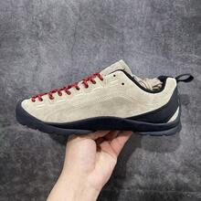 KEEN JASPER 真皮经典舒适户外休闲鞋，减震、耐磨、防水，适合徒步旅行、露营、远足、运动训练等户外活动，低帮系带设计，男女通用，银貂色，复古低帮 - 銀貂色 - 查看 5