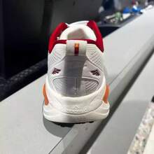 Nike 男子VOMERO 18運動健身公路跑步鞋 - 米色 - 查看 2