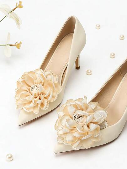 1 Pair Detachable Satin Flower Shoe Clips, Vintage Or Luxury Lady Style, Suitable For Dresses, Gowns Or As Wedding/Formal Event Accessories To Create A Elegant French Vibe. Versatile For Daily Commute Or Semi-Formal Occasions To Enhance The Overall Refined Look.