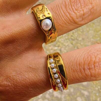 VKHK 18Kゴールドメッキ ステンレススチール フレッシュウォーパール装飾リング、エレガントな女性への贈り物、デイリーウェアや結婚式に適しています