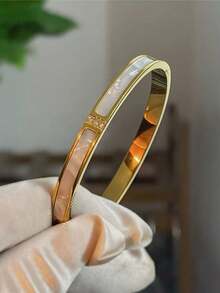 3件套奢华闪亮锆石不锈钢女士手链及手镯套装，包括罗马双环手链、贝壳手镯、全锆石手镯，可叠戴或单独佩戴，适合各种场合。 - 金色 - 查看 3