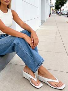 Athlefit Women's Low Wedge Sandals  Dressy Square Open Toe Summer Beach Flip Flops Thong Heeled Sandals Match Any Outfit Effortlessly - 白色 - 查看 7