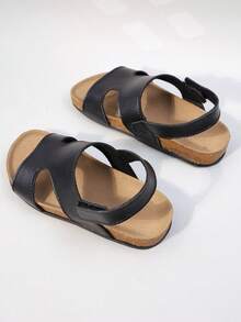 A Pair Of Girls' Lightweight Flat Bottomed Back Strap Summer Beach Sandals - Black - View 6