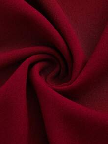 GLOURI Women's  Elegant Burgundy Feather Trim Jumpsuit - Sleeveless Wide Leg Romper With Metallic Belt & Shoulder Detail | Christmas Party & Formal One-Piece For Galas, Weddings & Holiday Events - 酒紅色 - 查看 8