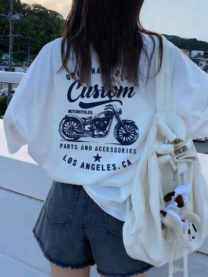 女士休闲宽松圆领字母和摩托车印花短袖T恤，适合春夏穿着，白色