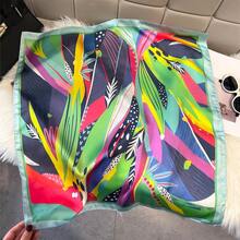 1件装女士优雅/复古时尚印花轻薄仿丝围巾/缎面方巾，可作头巾、颈巾、披肩。 - 綠色 - 查看 2
