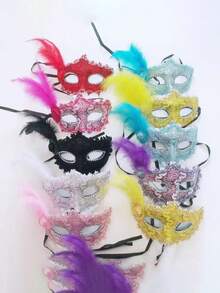 一套羽毛侧戴或中心戴面具，精致的服装面具套装，提供两种款式可选。适合万圣节、派对、夜店和舞会等场合的服装道具。有红色、蓝色、紫色、白色、黑色、金色、粉色和玫瑰红共8种颜色可供选择。 - M - 查看 4