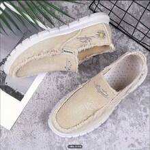 Four Seasons Slip-On Unisex Canvas Shoes Are Comfortable And Versatile With Low-Top Shoes With Soft SolesThe Size Runs Half A Size Larger. - Màu be phổ biến - Xem 4
