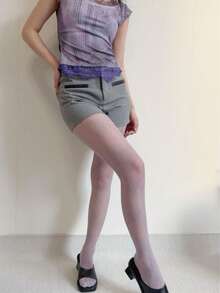 1 Pair Women's Lace Floral Jacquard Fishnet Socks - Mauve Purple - View 4