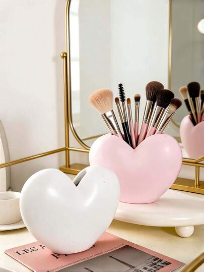 1 cutie de depozitare pentru cosmetice din rășină, în formă de inimă, în stil nordic, potrivită pentru depozitarea pensulelor și pieptenilor de machiaj pentru baie/toaletă. Excelentă pentru organizarea în baie, toaletă sau birou.