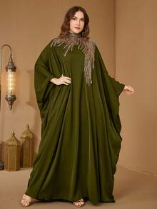 Đầm dạ hội dáng ôm thanh lịch bằng satin đính sequin cổ đứng tay cánh dơi dành cho nữ của SUPGIR - Màu xanh Ô liu - Xem 1