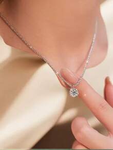 1pc Classic French Versatile Fashion Titanium Steel Non-Fading Starry Sky Necklace With Moissanite Diamond Pendant, Delicate Luxury High-End 2026 Birthday Gift - Multicolor - View 5