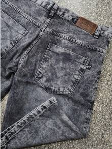 Dazzling Original Plus Size Balloon Denim Bermuda Shorts - Flint Stone - View 3