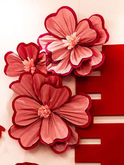 3 bông hoa giấy xếp ly (lớn, vừa, nhỏ) dùng trang trí, đám cưới, ngày Valentine, phông nền phòng ngủ, hoa giả.