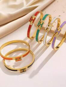 1pc 18K Gold Plated Enamel Letter H Bracelet, Stainless Steel Couple Bangle, Best Gift For Women On Valentine's Day, Mother's Day, Christmas, Graduation, Wedding (No Gift Box) - Letter H - View 4