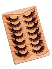 The Cross And Messy Design Of This Box Of Eyelashes Makes The Thick Ones Look Natural, While The Curled Ones Are Exaggerated And Charming - View 4
