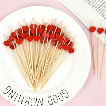 200支/20支红色心形竹签，适用于水果、甜点、开胃菜、水果串、纸杯蛋糕、三明治、鸡尾酒签，是生日、婚礼、派对等场合的理想之选。