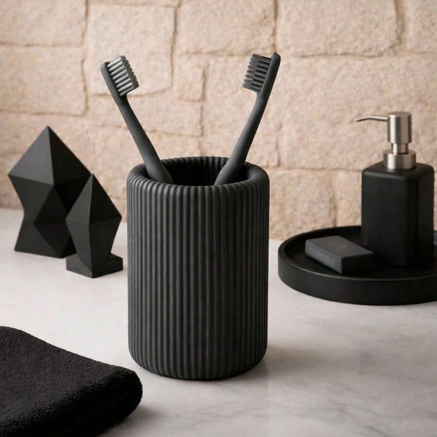 Minimalist Black Ribbed Decorative Toothbrush Holder For Bathroom Countertop, Compact And Elegant. - Phong cách đen thuần túy - Xem 1
