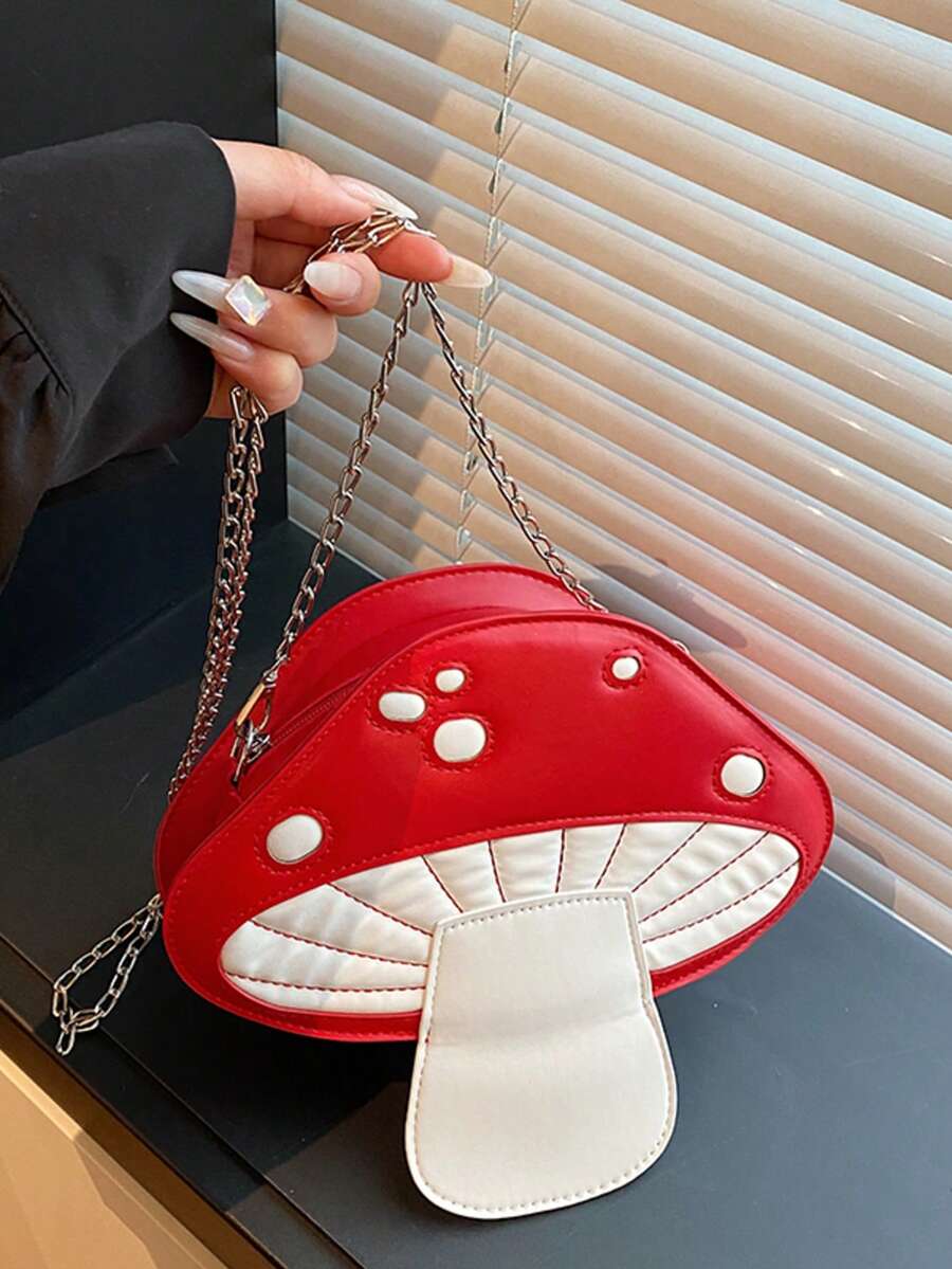 卡通蘑菇造型链条斜挎包，可爱又充满青春气息的单肩包