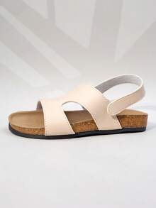 A Pair Of Girls' Lightweight Flat Bottomed Back Strap Summer Beach Sandals - Beige - View 5