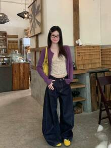Áo hai dây họa tiết hoa nhí màu tím, áo croptop ôm sát, mẫu mới tuyệt đẹp cho mùa xuân. - Màu sắc hình ảnh - Xem 3