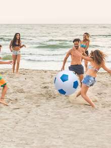 1pc PVC Inflatable Beach Ball, Water Toy, Outdoor Interactive Giant Inflatable Soccer Ball - Multicolor - View 3