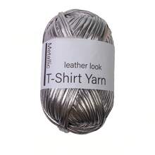 YYzzCaithe 1卷金属色钩针线，适合钩织包袋/手工艺品/家居装饰，每卷40米，单股金属色T恤线，光泽亮丽，钩针编织，单面彩色布料线，手工DIY钩针包袋、靠垫、玩偶、钩针作品 - 燙金布條線 - 查看 11