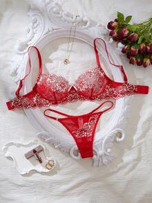Women's Red Lace Trim Lingerie Set For Valentine's Day - Red - View 1