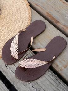 Nuevas sandalias planas de mujer con diseño de chanclas con hoja y diamante de imitación, de moda, elegantes, cómodas y versátiles, adecuadas para caminar y usar en casa - Marrón 2 - Ver 3