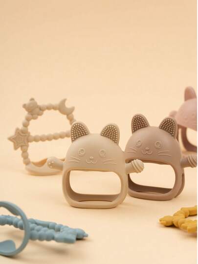 1pc Baby Silicone Teething Toy Babies Teether Toy, Textured Chew Toy For Teething Relief Easy To Grip For Infants Cartoon Star & Moon Bear Cat Design Toddler Accessories