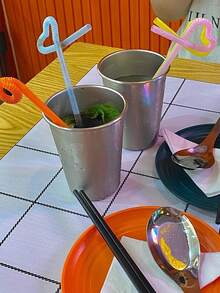 1/2个装防碎冰茶杯、啤酒杯、咖啡杯、果汁及饮料杯，适用于餐厅、家庭、酒吧等场所。 - 彩色 - 查看 3